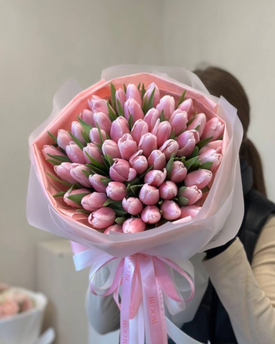 różowe tulipany
