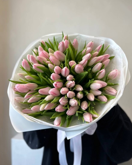 różowe tulipany