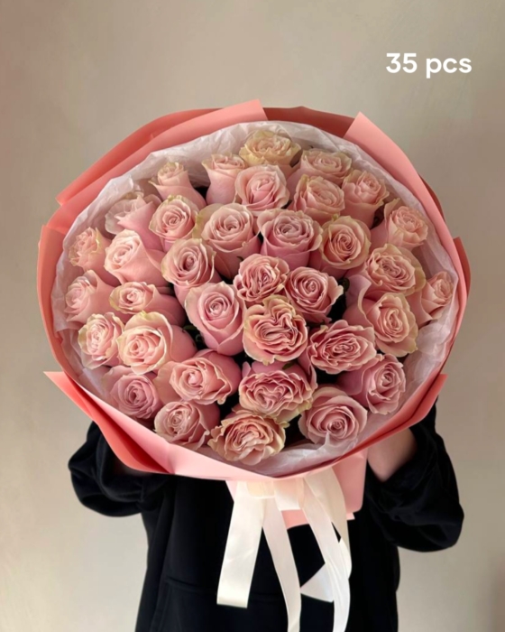 pink mondial roses