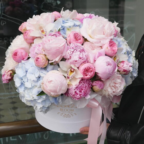Цветы Варшава, flowers in warsaw, kupić róże, Доставка цветов Варшава, Цветы в Варшаве с доставкой, Заказать цветы в Варшаве, dostawa kwiatów, bukiet z dostawą, bukiet zamówić, kwiaciarnia mokotów, kwiaciarnia śródmiescie, kwiaty środmiescie, kupić kwiaty, kwiaty, róże, Peony, piwonia, пионы, bouquet in warsaw, kwiaty do domu, piwonia, peonia, bukiet z piwonii, kwiaty do wnętrza,hortensjia, bukiet z hortensja