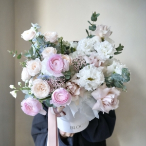 Petals pallet box medium