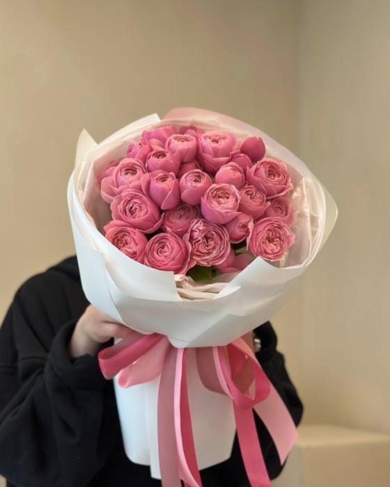 silva pink roses