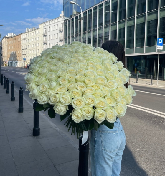 białe róże 101 szt w warszawie . white roses 101