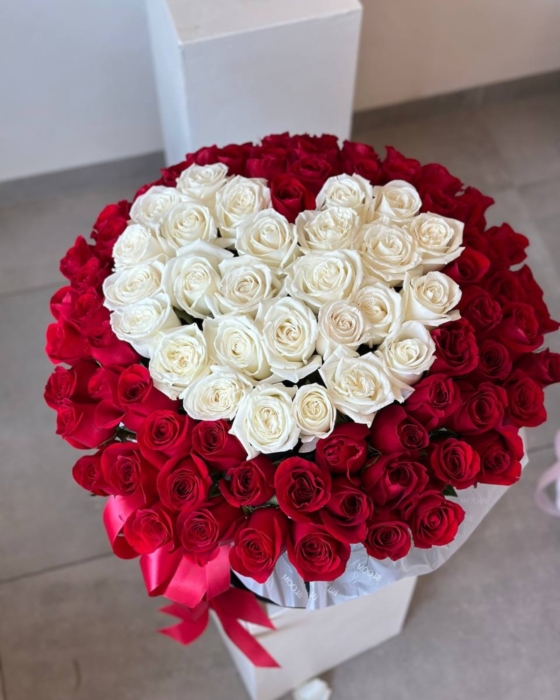 heart flowerbox z róż serdce