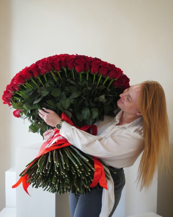 długie czerwone róże 80-90 cm, large red roses