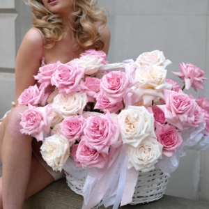 kosz pink i white o'hara roses