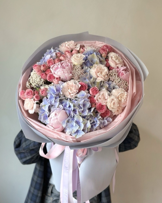 Bukiet Serene Blooms m