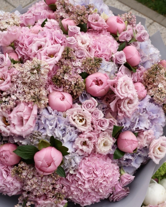 Bukiet Serene Blooms xxx