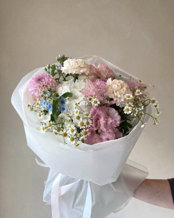 bukiet floral radiance small, bukiet z dalią i rumiankiem