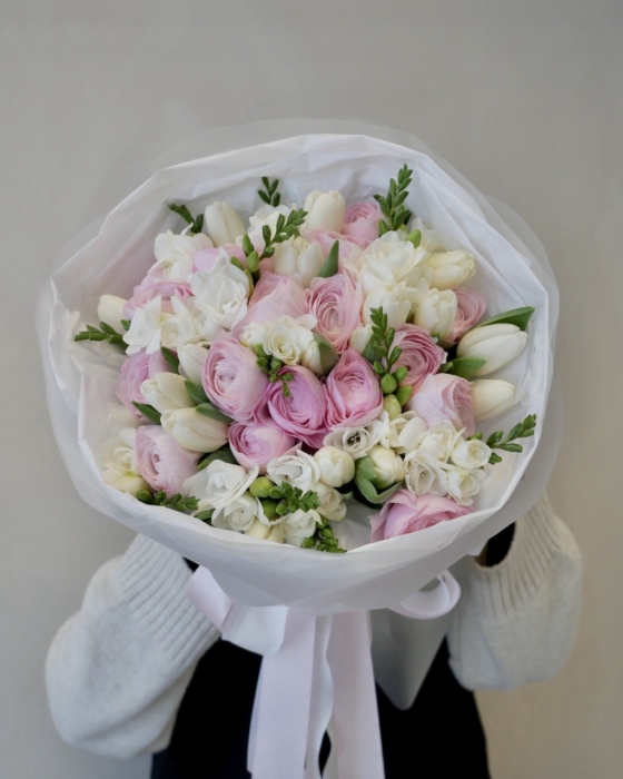 Ranunkulus,tulipan,frezia medium