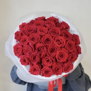 Red Naomi tlo3