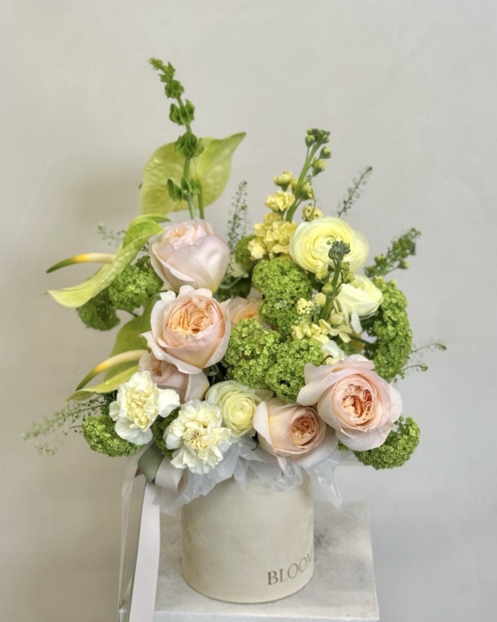 Champagne Garden medium