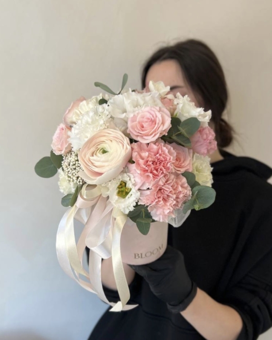 floral symphony flowerbox small