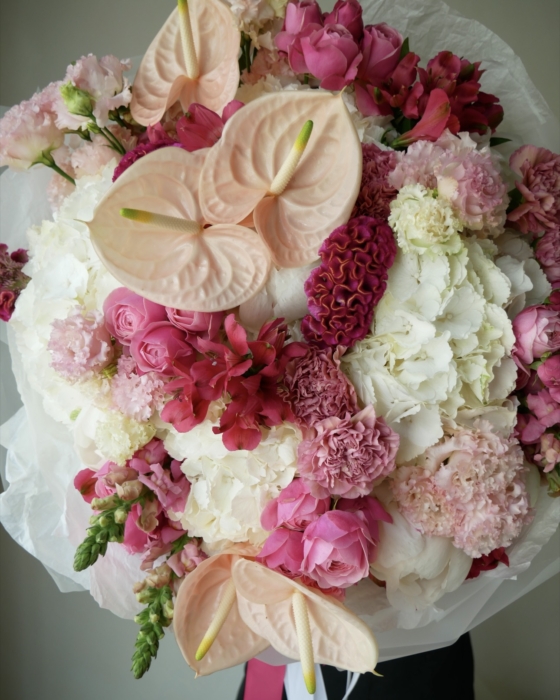 bukiet-blooming-kiss